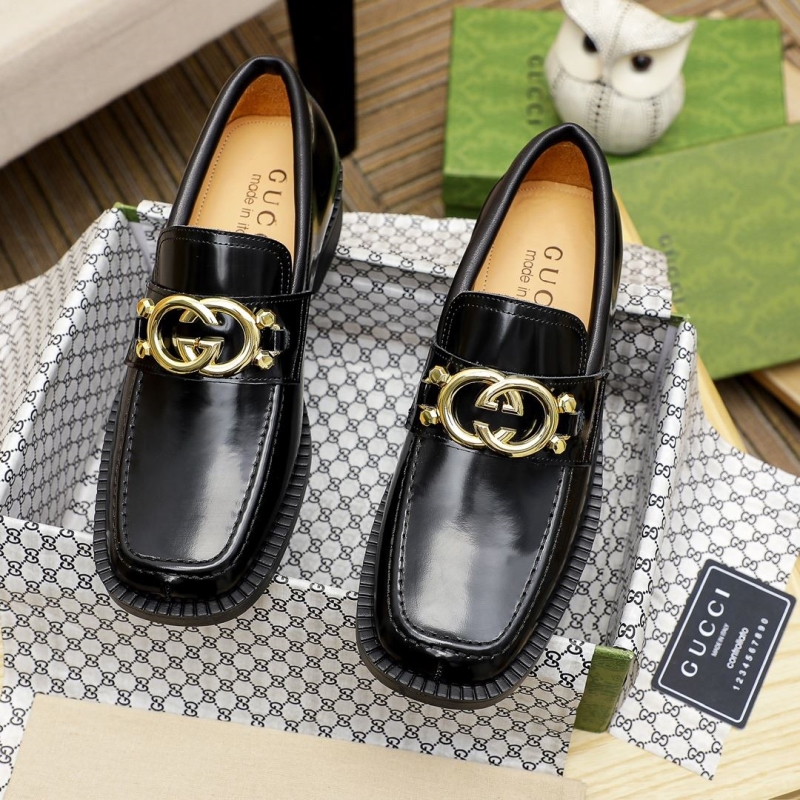 G*u*i leather shoes